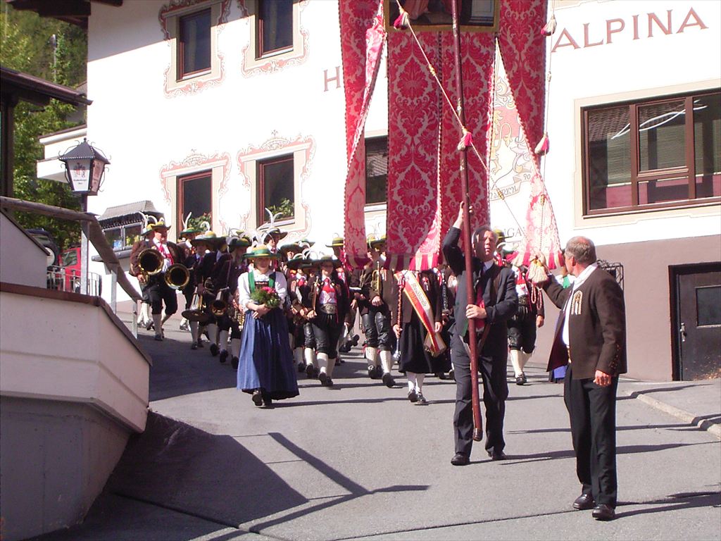 Sölden KirchtagZf̐̍